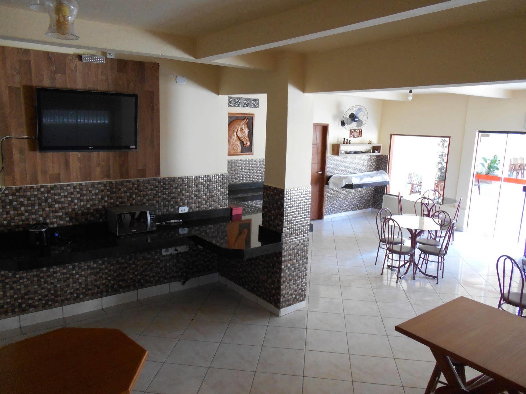 Paraiso Inn